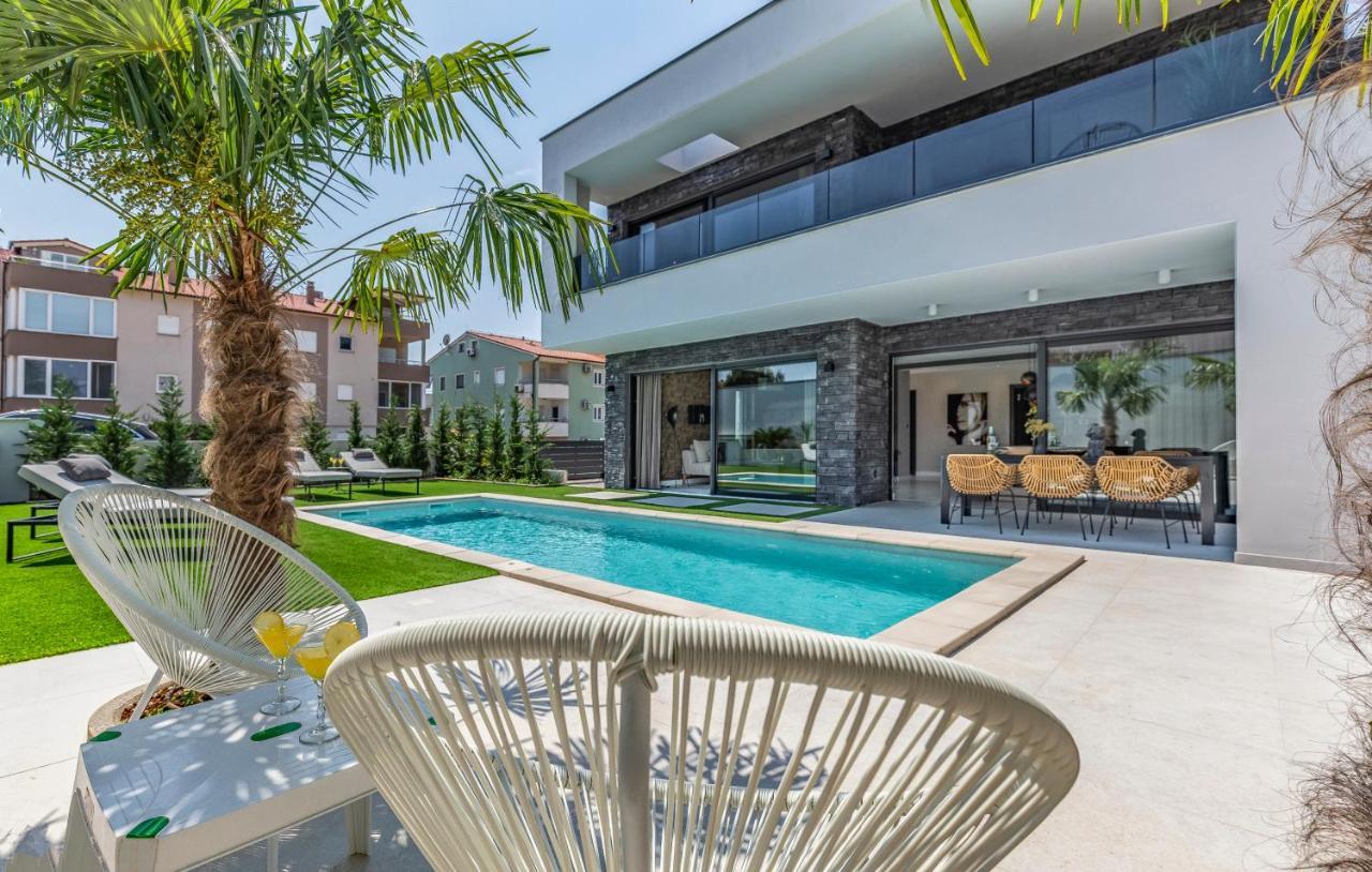 Superb Design Villa Medulin Exterior foto